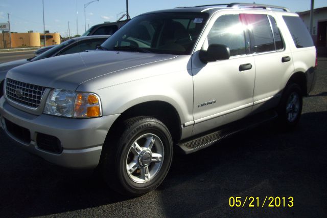 Ford Explorer 2004 photo 2