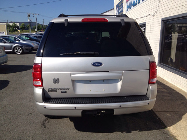 Ford Explorer 2004 photo 10