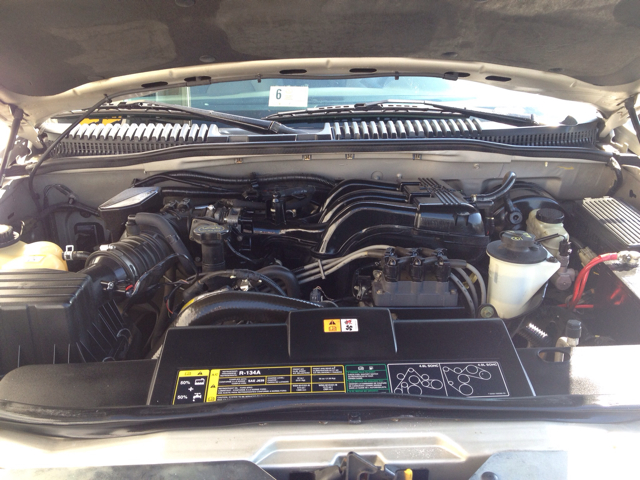 Ford Explorer 2004 photo 4