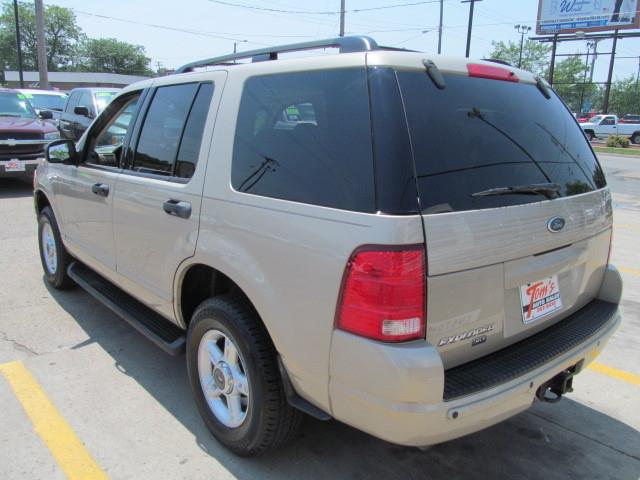 Ford Explorer ESi SUV