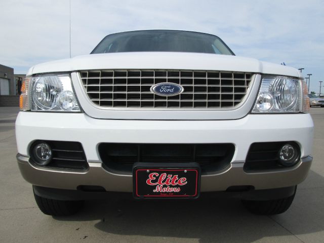 Ford Explorer 2004 photo 4