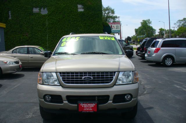 Ford Explorer 2004 photo 11