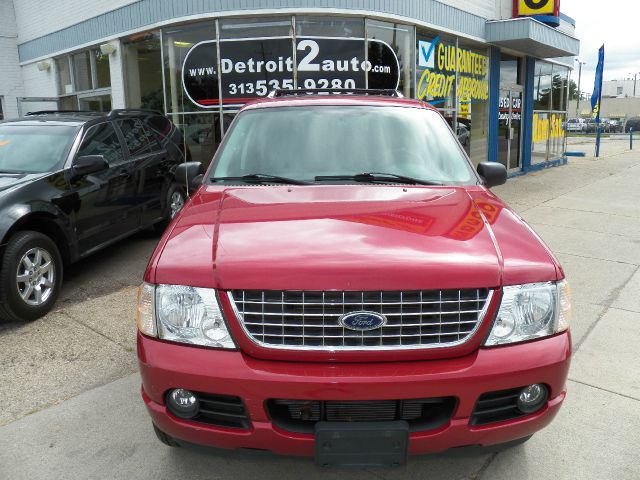 Ford Explorer 2004 photo 2
