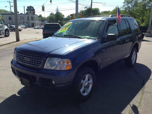 Ford Explorer 2004 photo 4