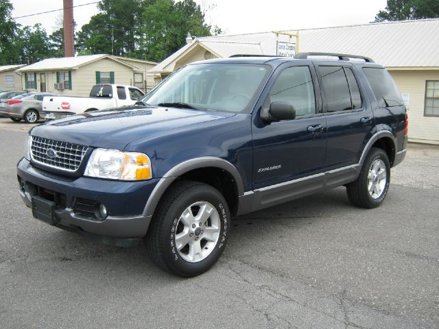 Ford Explorer 2004 photo 1