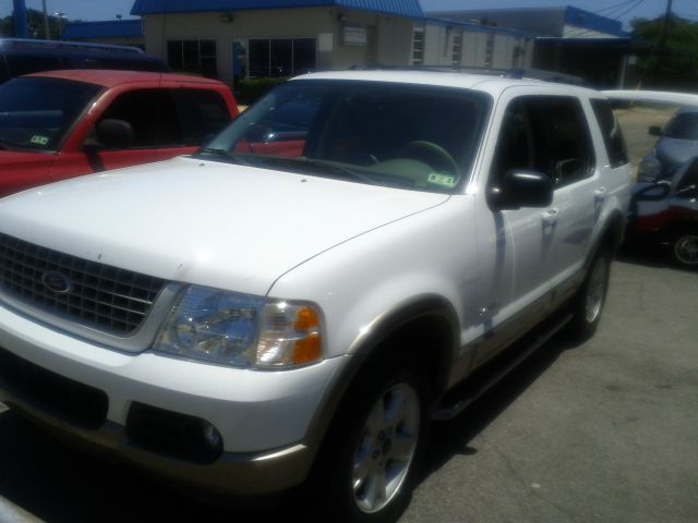 Ford Explorer 2500 4WD SUV