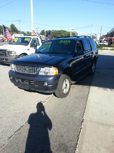 Ford Explorer 2004 photo 3