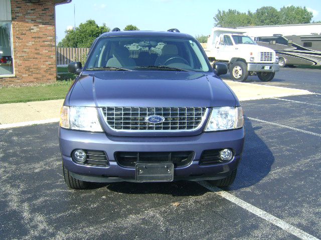 Ford Explorer 2004 photo 1