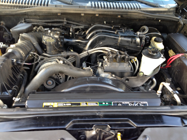 Ford Explorer 2004 photo 3