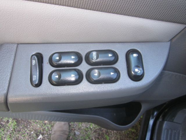 Ford Explorer 2004 photo 7