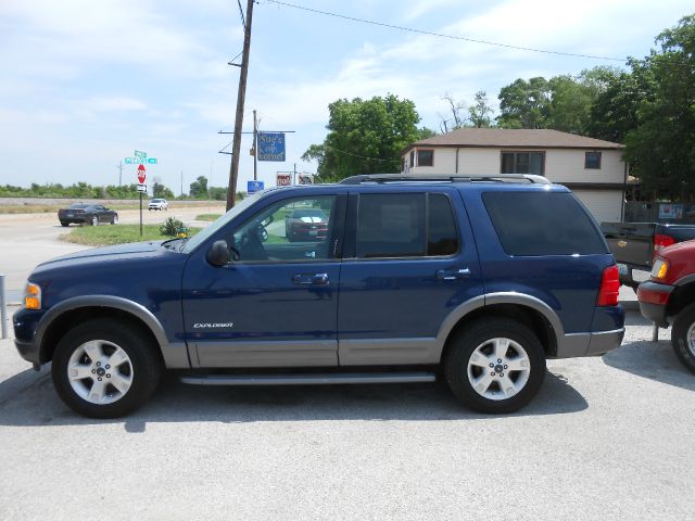 Ford Explorer 2004 photo 14