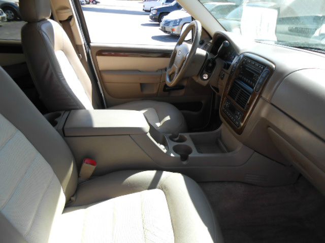 Ford Explorer LT CREW 25 SUV