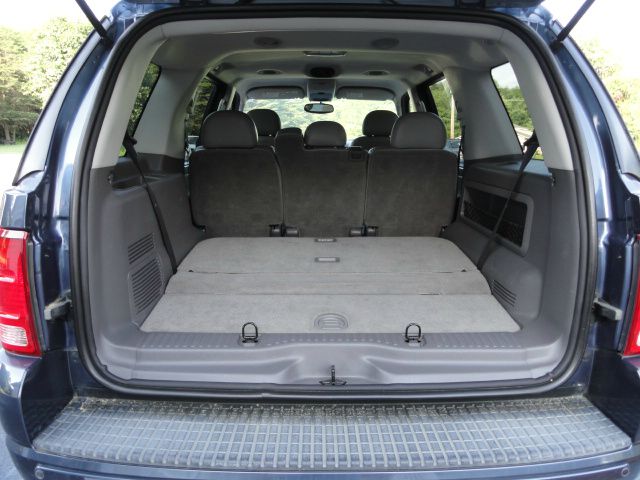 Ford Explorer 2004 photo 19