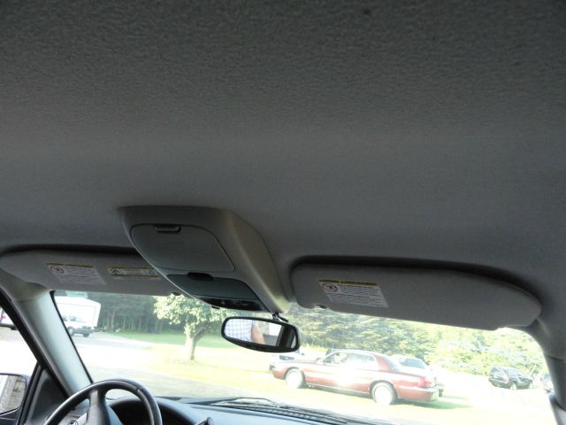 Ford Explorer 2004 photo 4