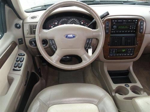 Ford Explorer 2005 photo 4