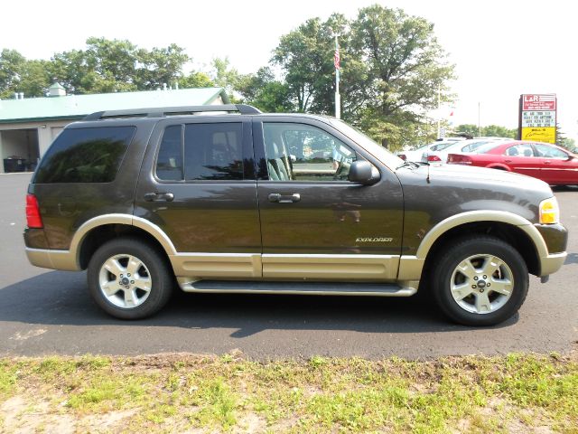 Ford Explorer 2005 photo 2