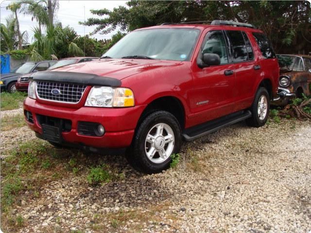 Ford Explorer 2005 photo 1