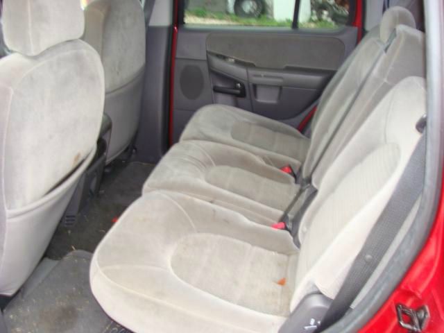 Ford Explorer 2005 photo 3