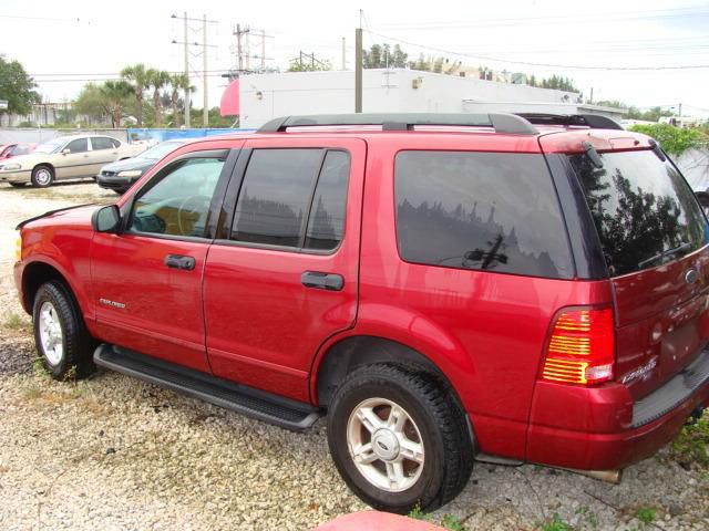 Ford Explorer 2005 photo 4