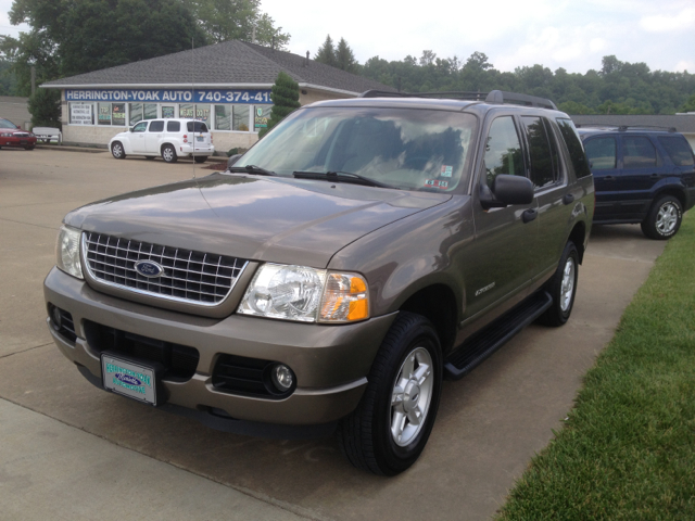 Ford Explorer 2005 photo 4