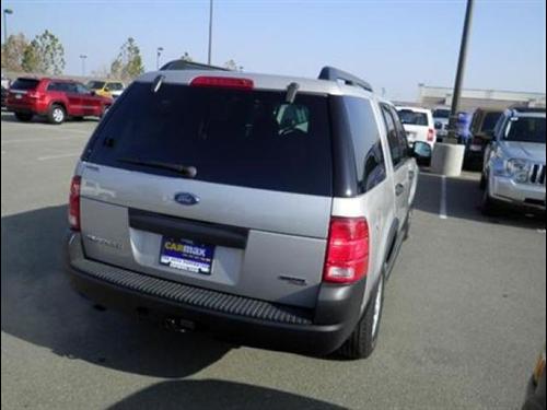Ford Explorer 2005 photo 3