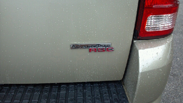 Ford Explorer GXL SUV