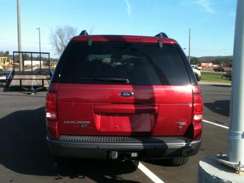 Ford Explorer 2005 photo 2