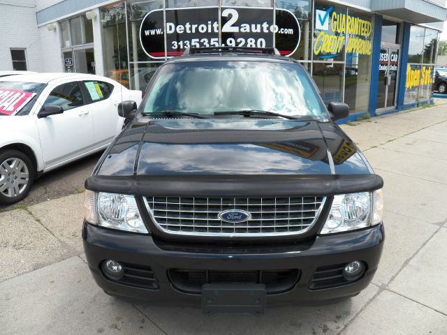 Ford Explorer 2005 photo 2