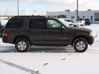Ford Explorer 2005 photo 2