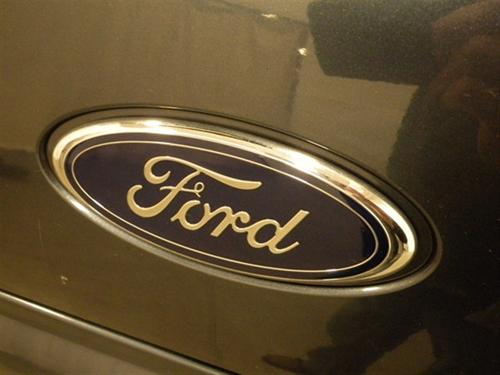 Ford Explorer 2005 photo 3