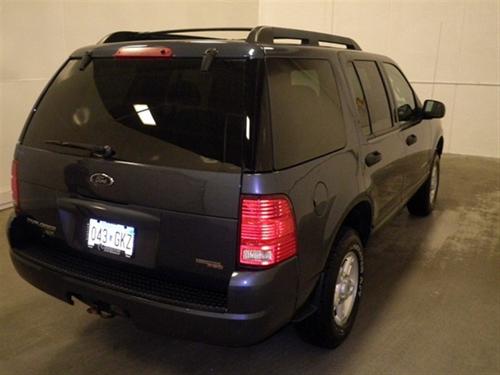 Ford Explorer 2005 photo 4