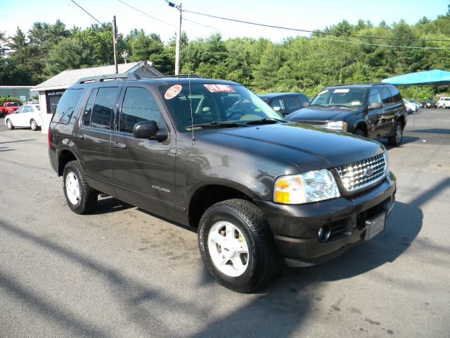 Ford Explorer 2005 photo 1