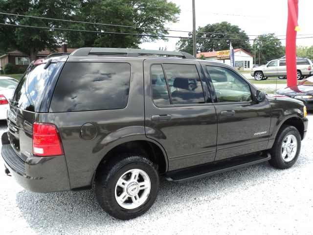 Ford Explorer 2005 photo 1