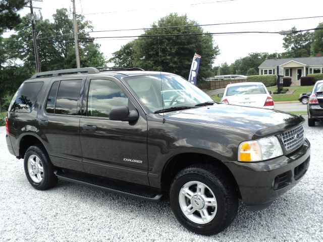 Ford Explorer 2005 photo 4
