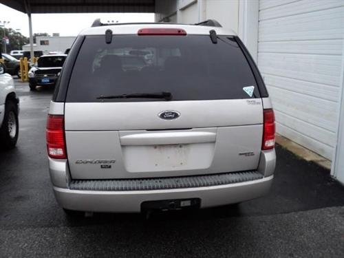 Ford Explorer 2005 photo 4