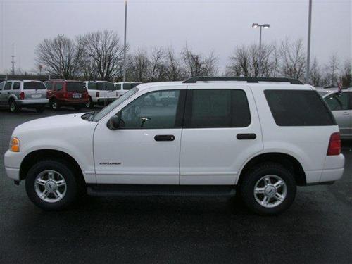 Ford Explorer 2005 photo 3