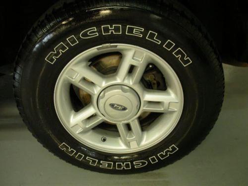 Ford Explorer 2005 photo 2