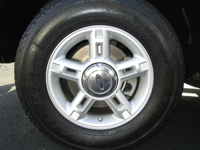 Ford Explorer 2005 photo 15