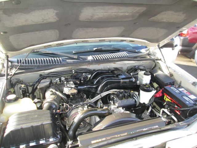 Ford Explorer 2005 photo 4