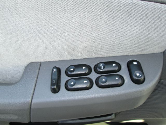 Ford Explorer 2005 photo 6