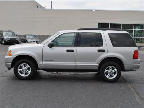 Ford Explorer 2005 photo 1