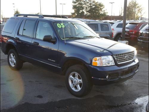 Ford Explorer 2005 photo 1