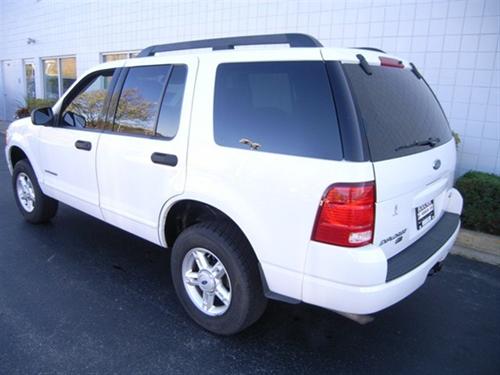 Ford Explorer 2005 photo 1