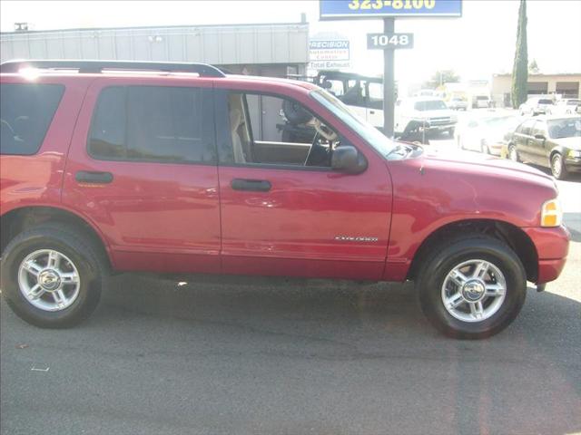 Ford Explorer 2005 photo 1