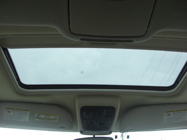 Ford Explorer 2005 photo 16