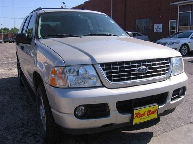 Ford Explorer 2005 photo 1
