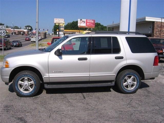 Ford Explorer 2005 photo 3