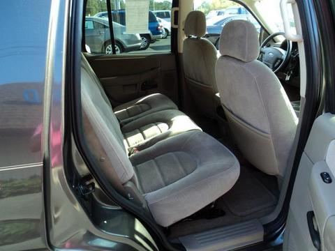Ford Explorer 2005 photo 3