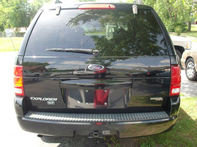 Ford Explorer 2005 photo 3