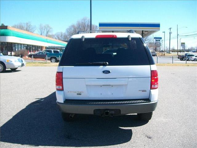 Ford Explorer 2005 photo 4